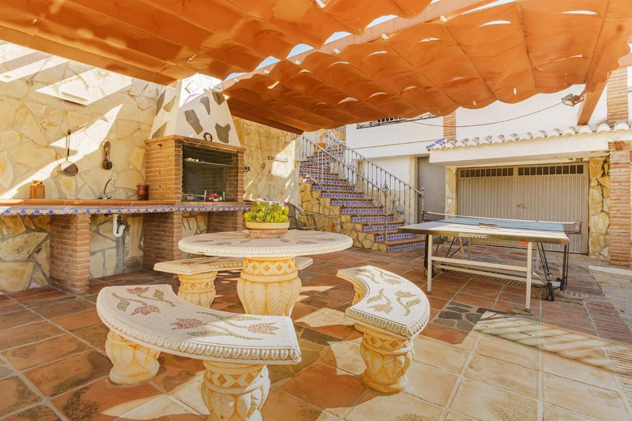 Villa Triana Nerja Exteriör bild