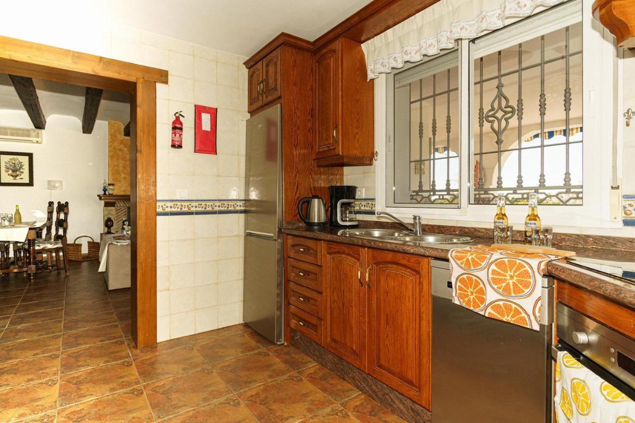 Villa Triana Nerja Exteriör bild