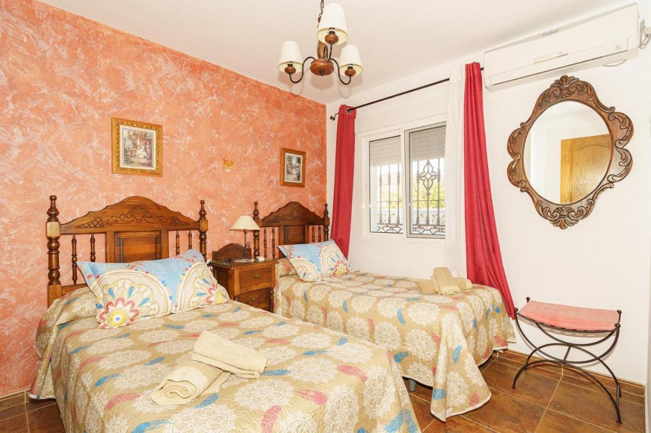 Villa Triana Nerja Exteriör bild