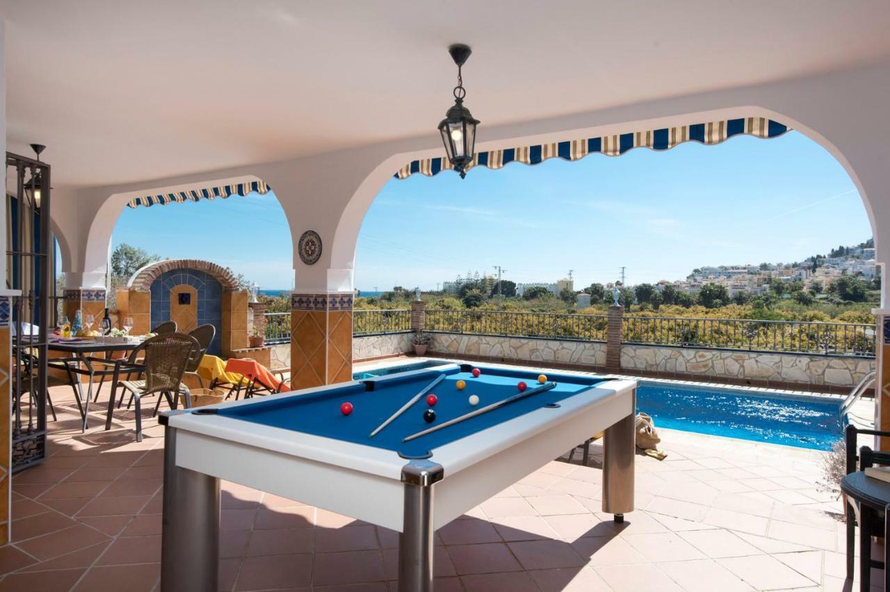 Villa Triana Nerja Exteriör bild