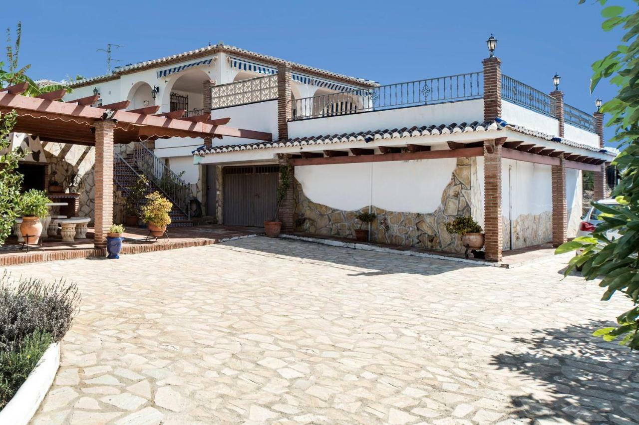 Villa Triana Nerja Exteriör bild